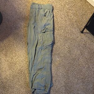H&M Women's Olive Cargo Jeans